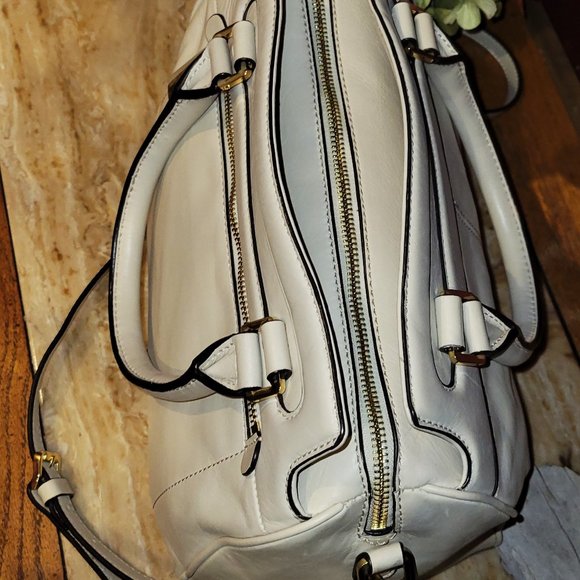 Black by Saks Firth Avenue Handbag Purse NEW without Tags - Picture 5 of 15